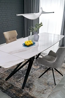 Rozkládací jídelní stůl ALFREDO