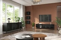 TV stolek Asha 200 cm s rýhovaným čelem a výklenkem - černý mat / kovový rám - Furnipol 