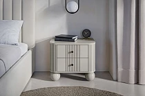 Set 2 nočních stolků VESPER 56 cm kašmír – černé úchytky, kulové nohy | furnipol.cz