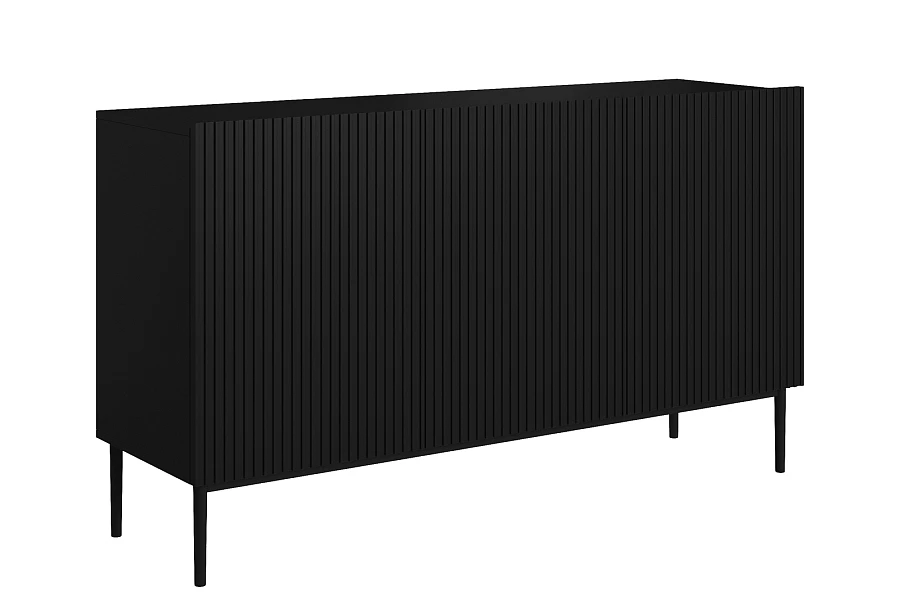 Moderní komoda Nicole 150 cm třídveřová s ryhovaným čelem - černý mat / černé nožky